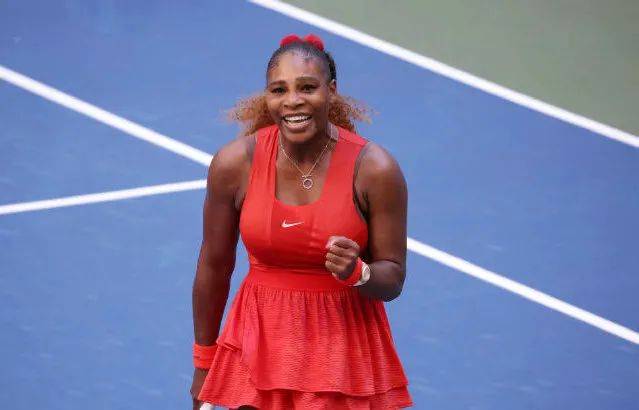  小威廉姆斯复出首秀，澳网赛场再现黑珍珠风采