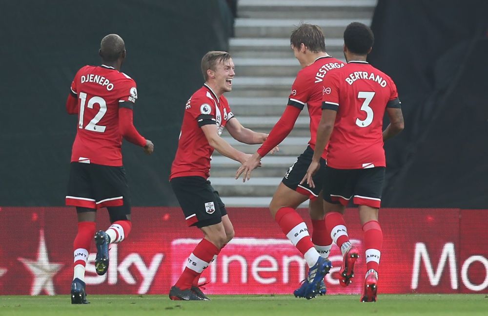  马纳里诺救五赛点创造本届最大冷门